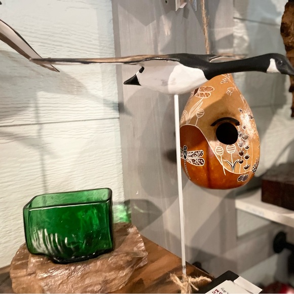 This 30”L x 9.5”W x 14” H 5 geese in flight wood sculpture is one of a kind! - Picture 11 of 17